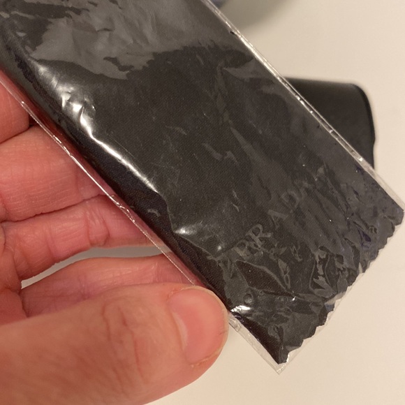 PRADA Sunglasses Tortoise - Picture 9 of 11